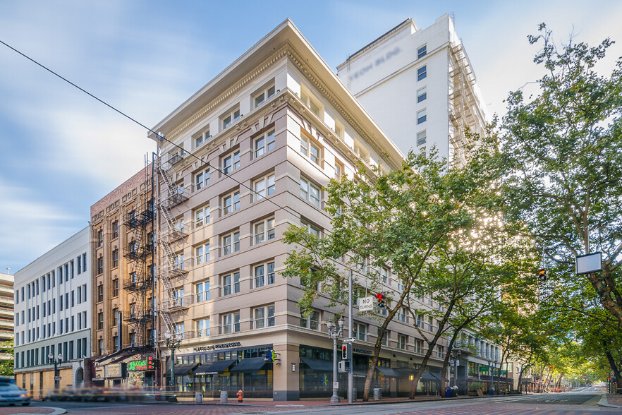 500-510 SW 5th Ave, Portland, OR for lease - Building Photo - Image 1 of 13