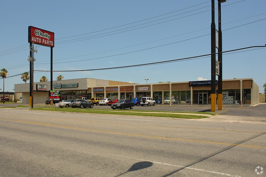 4634-4646 Everhart Rd, Corpus Christi, TX for lease - Building Photo - Image 2 of 2