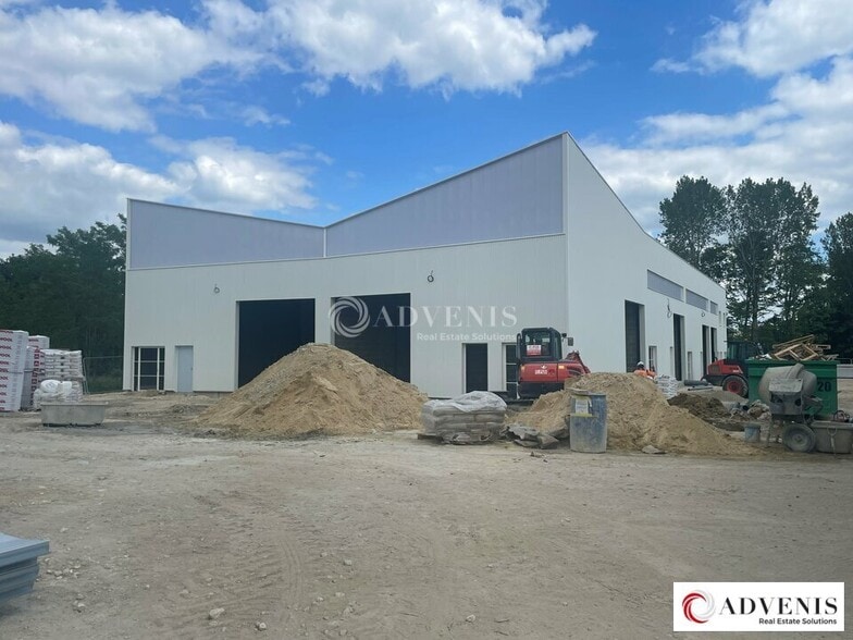 Avenue Lafontaine, Carbon-Blanc for sale - Construction Photo - Image 2 of 10
