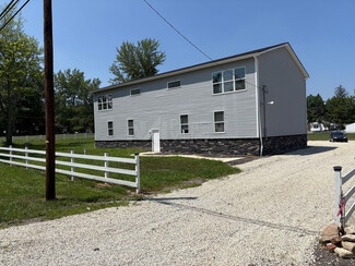 More details for 1627 Krumroy Rd, Akron, OH - Retail for Sale