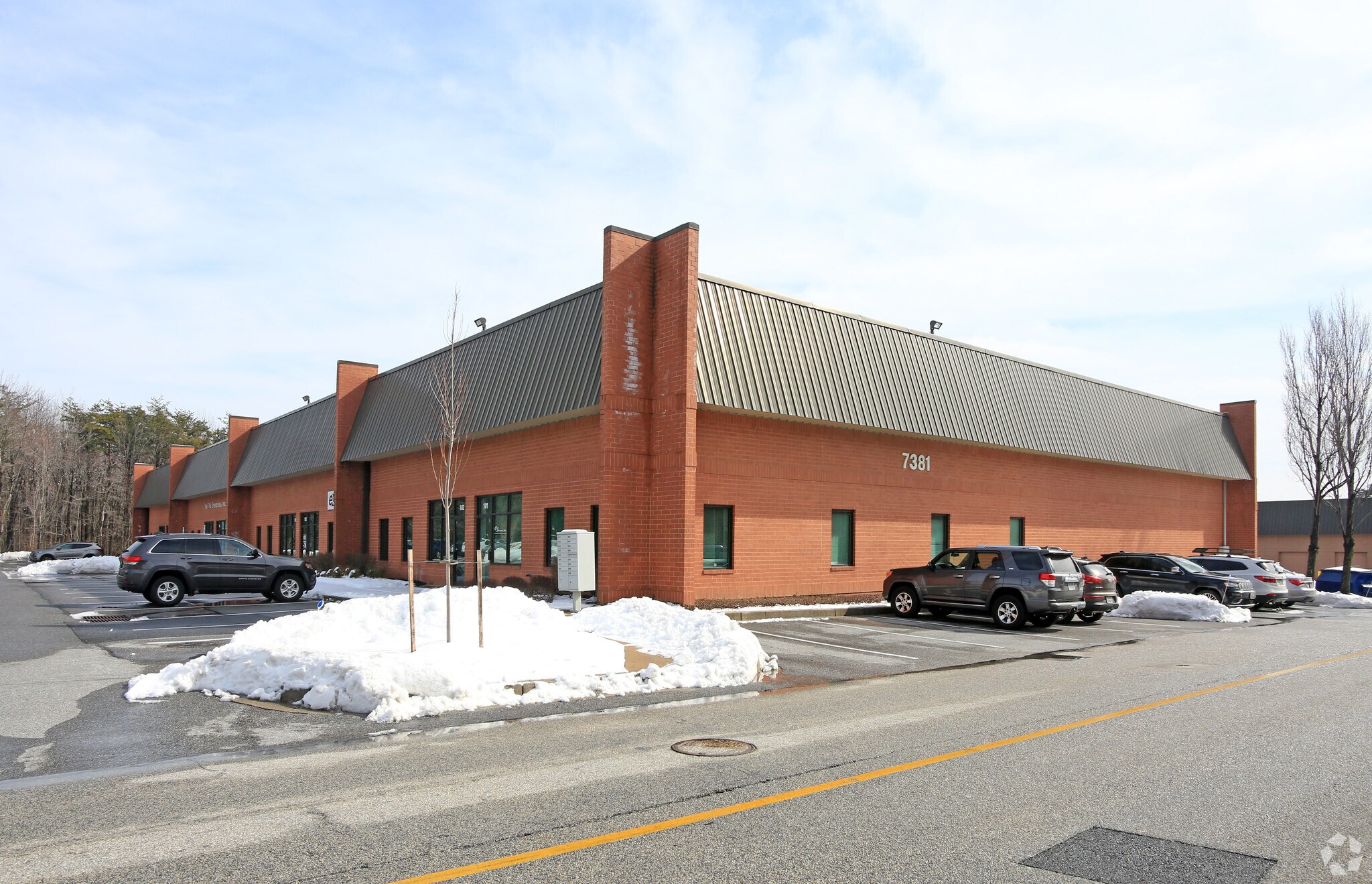 7381 Washington Blvd, Elkridge, MD for lease Primary Photo- Image 1 of 5