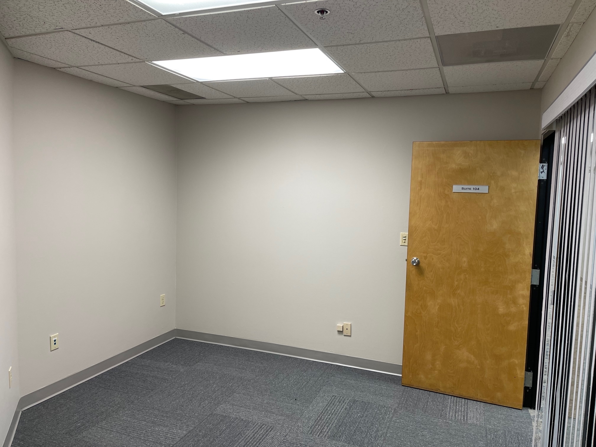 498 Palm Springs Dr, Altamonte Springs, FL for lease Interior Photo- Image 1 of 3