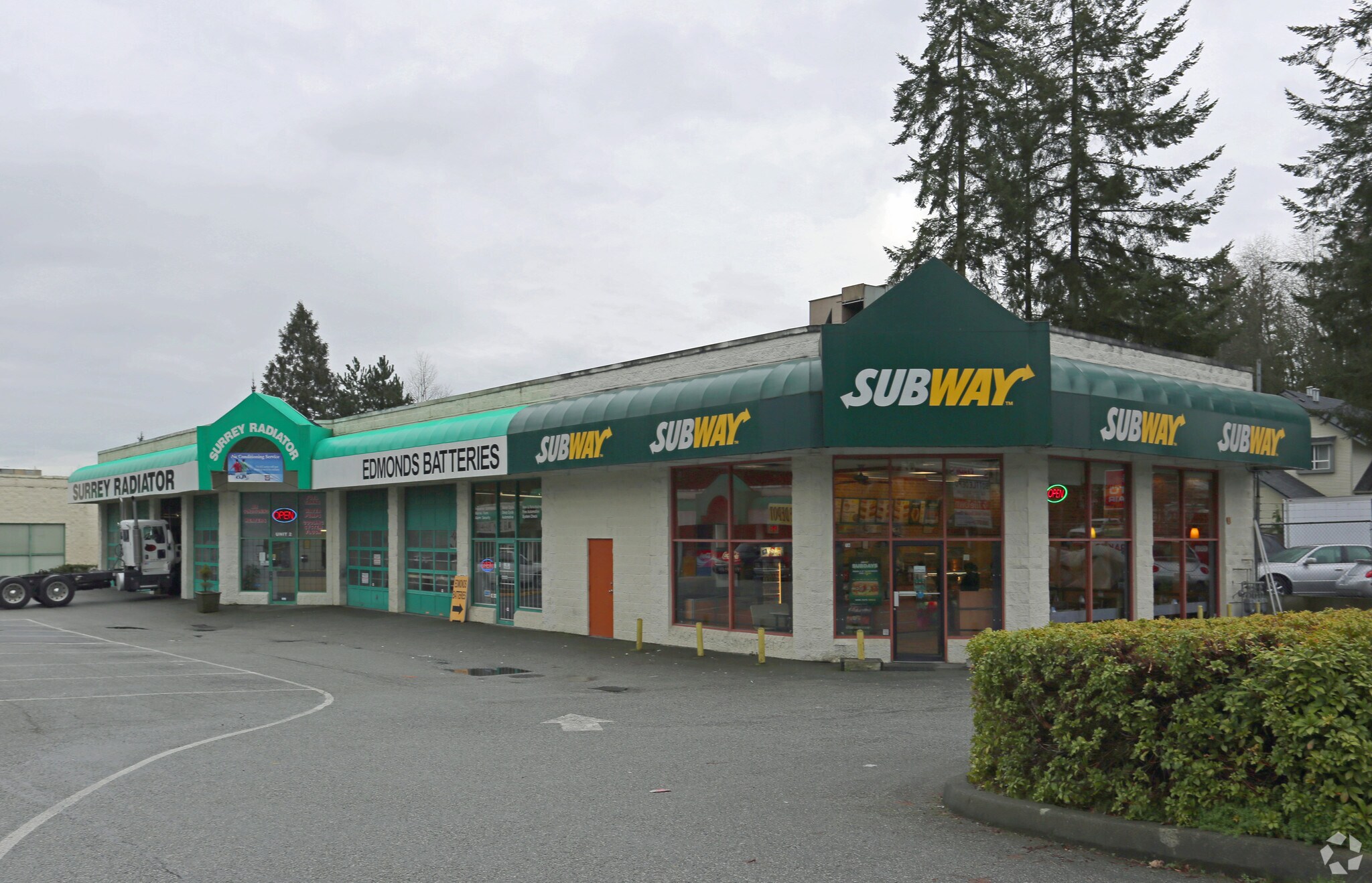 6468 King George Blvd, Surrey, BC for sale Primary Photo- Image 1 of 1