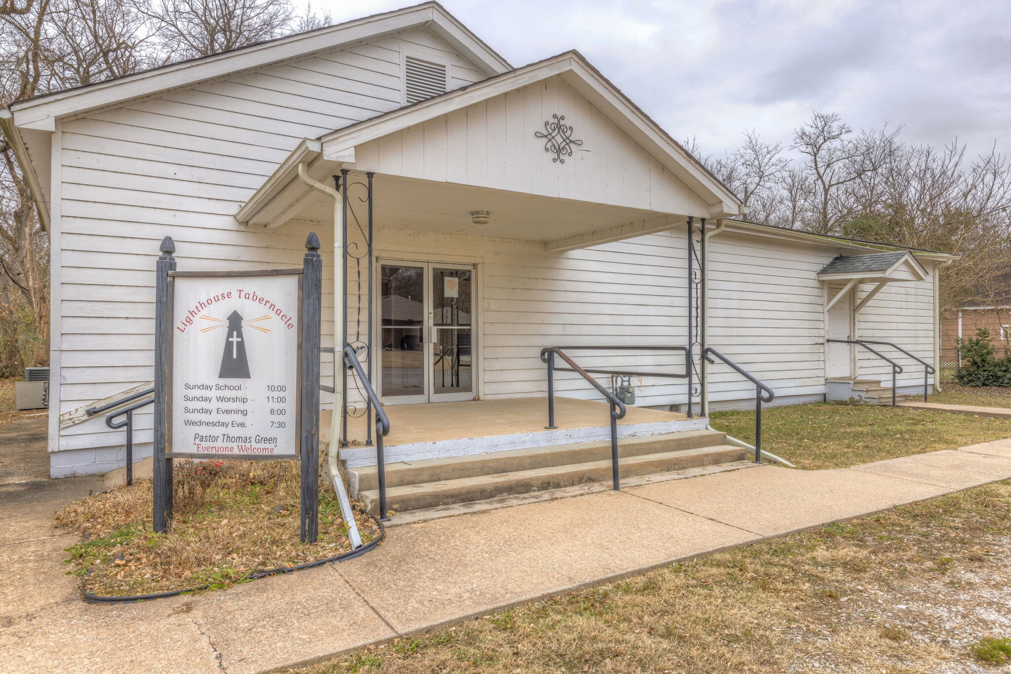 215 S Bixby St, Coweta, OK for sale Primary Photo- Image 1 of 42