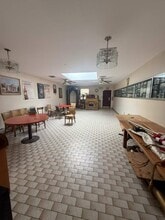 2339 86th St, Brooklyn, NY à louer Photo intérieure- Image 2 de 3