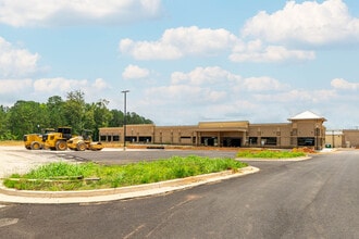 121 Harmony Crossing, Eatonton, GA for lease Building Photo- Image 2 of 14