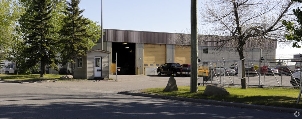 7730 46th St SE, Calgary, AB for sale - Building Photo - Image 3 of 4