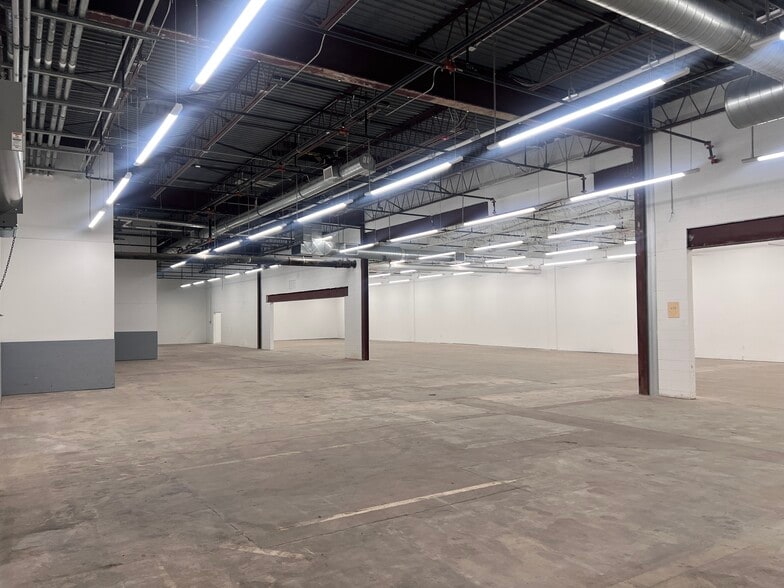 600 South St W, Raynham, MA for lease - Building Photo - Image 2 of 6