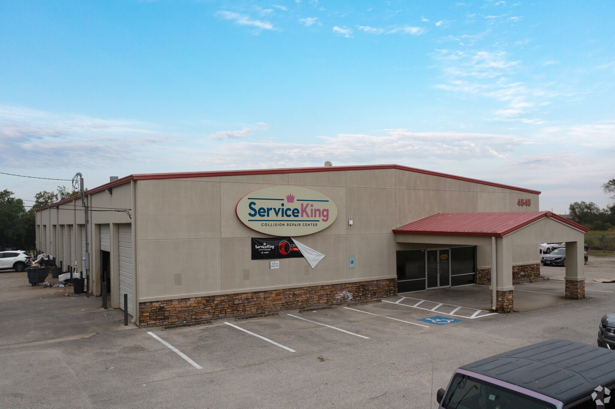 4545 S Sam Houston Pkwy E, Houston, TX à vendre Photo du bâtiment- Image 1 de 10