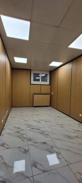 Bureau dans Paris à vendre - Photo du bâtiment - Image 3 de 10