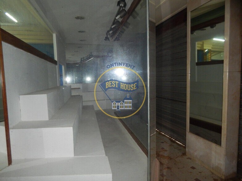 Commerce de détail dans Ontinyent à vendre - Photo du bâtiment - Image 3 de 14