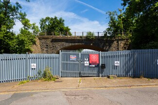 Plus de détails pour Morewood Close, Sevenoaks - Local d'activités à louer