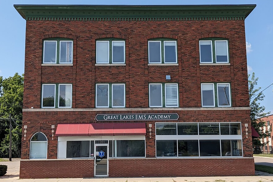 1001 S Division Ave, Grand Rapids, MI à louer - Photo du bâtiment - Image 1 de 12