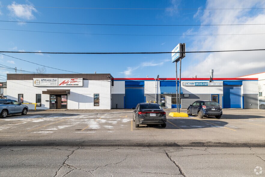 1504 - 1506 Michael St, Ottawa, ON à louer - Photo du bâtiment - Image 2 de 5