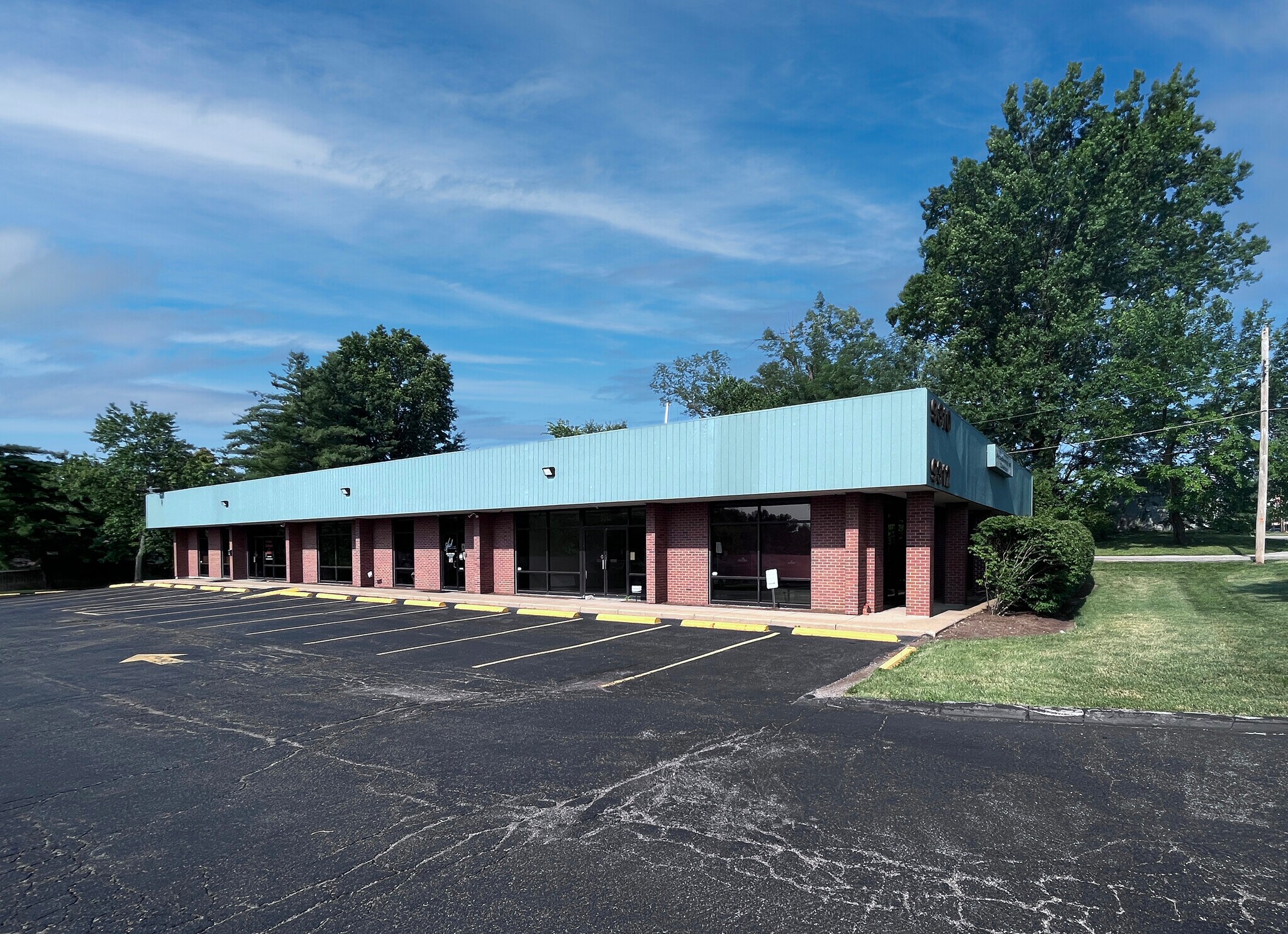 9310 Olive Blvd, Olivette, MO à vendre Photo du bâtiment- Image 1 de 1