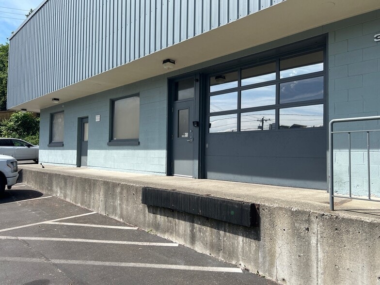 3111 27th Ave S, Seattle, WA for sale - Building Photo - Image 2 of 16