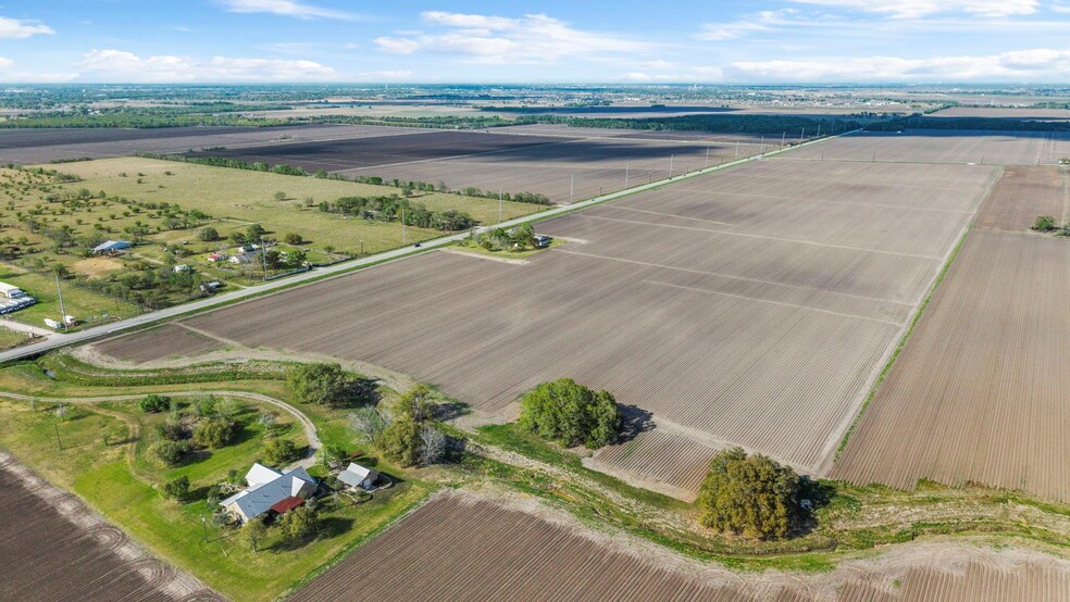 7639 7639 FM 2977, Needville, TX for sale - Aerial - Image 2 of 10