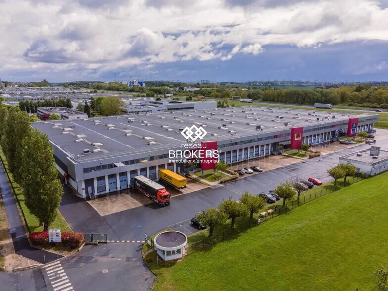 Industrial in Les Ulis for lease - Building Photo - Image 3 of 16