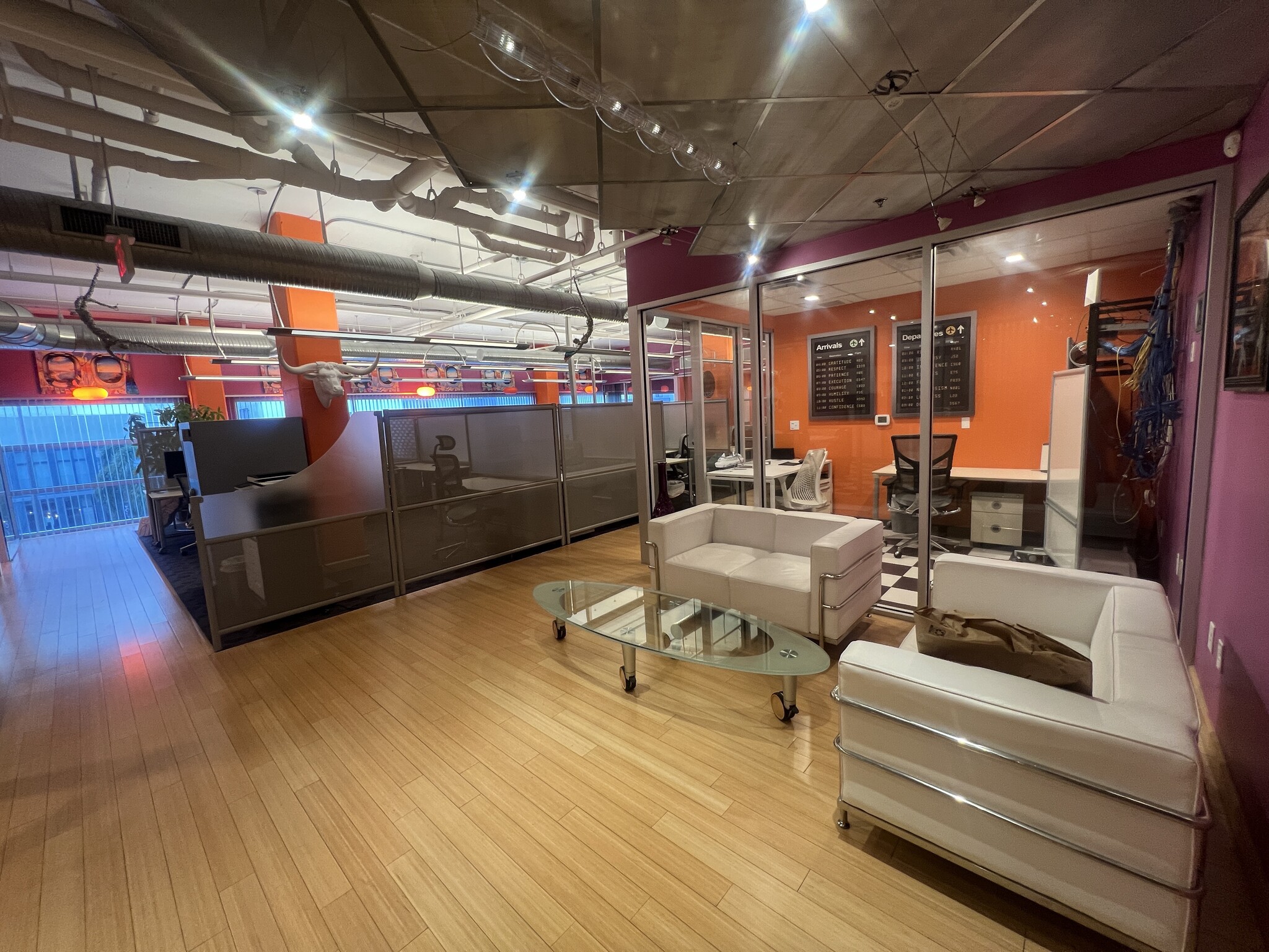 1208 E Kennedy Blvd, Tampa, FL for lease Building Photo- Image 1 of 18