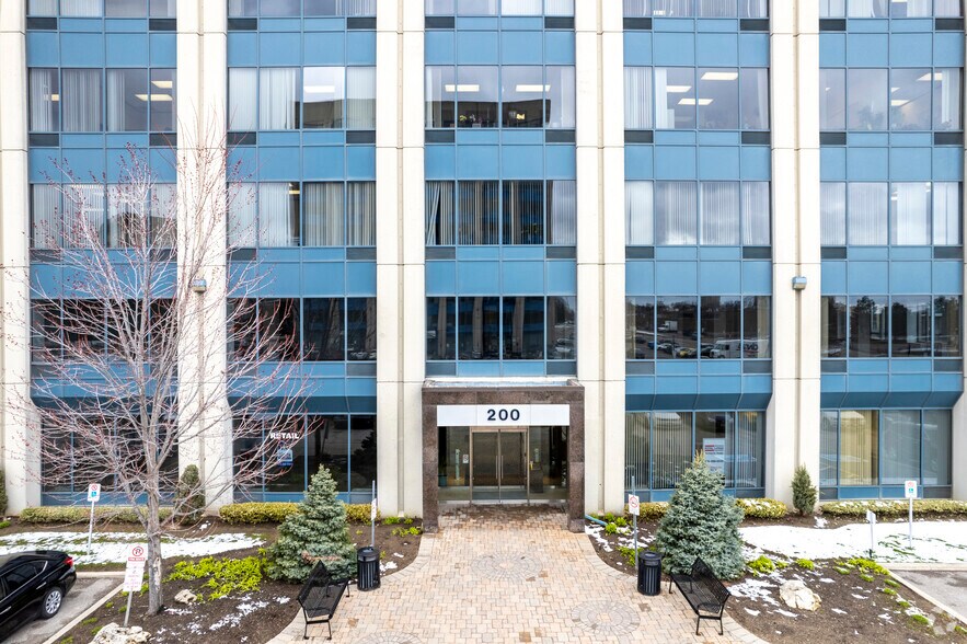 200 Consumers Rd, Toronto, ON à louer - Photo du bâtiment - Image 3 de 6