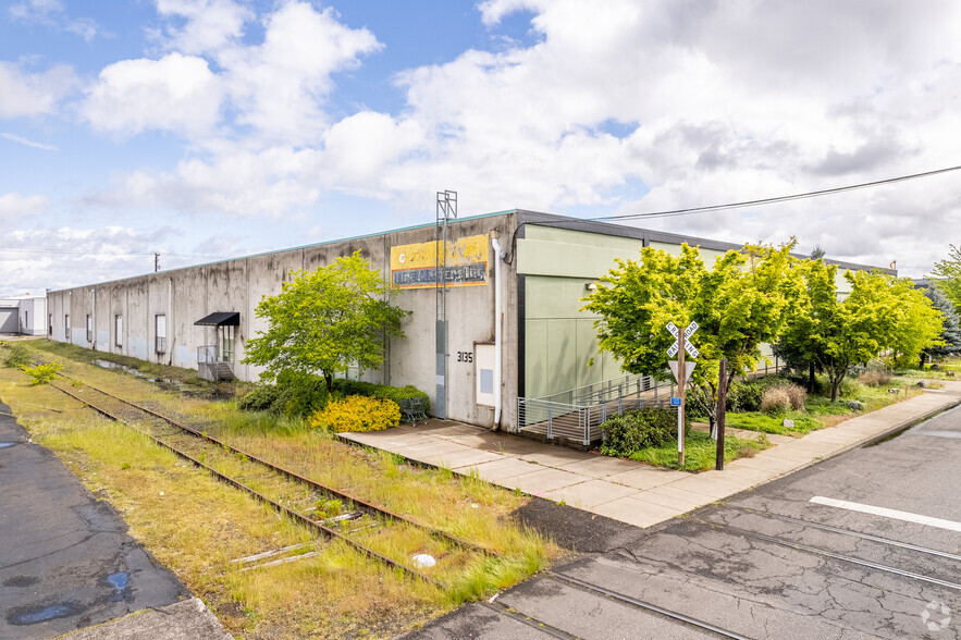 3135 NW Industrial St, Portland, OR à vendre - Photo principale - Image 1 de 1