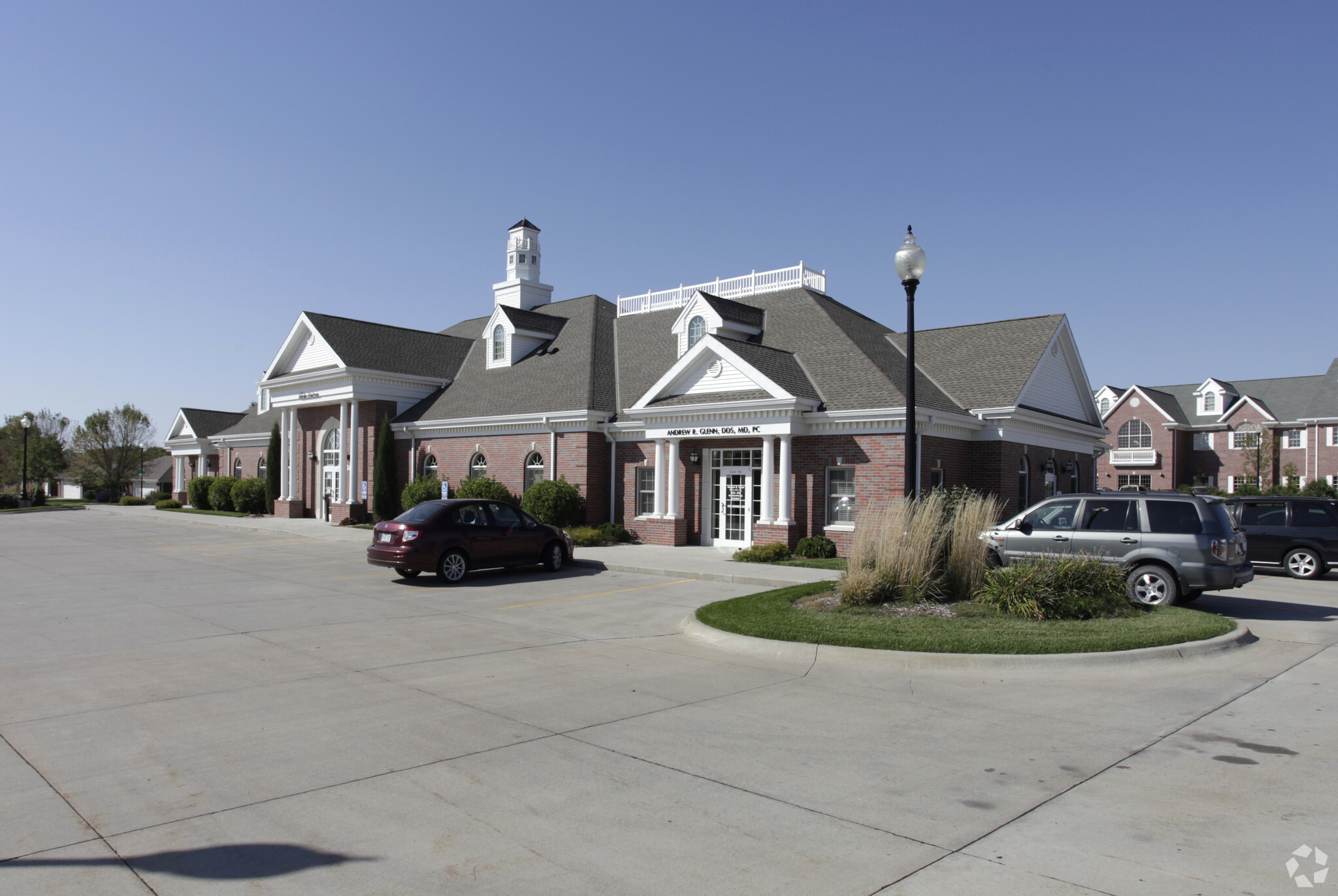 3401 Plantation Dr, Lincoln, NE for lease Primary Photo- Image 1 of 4