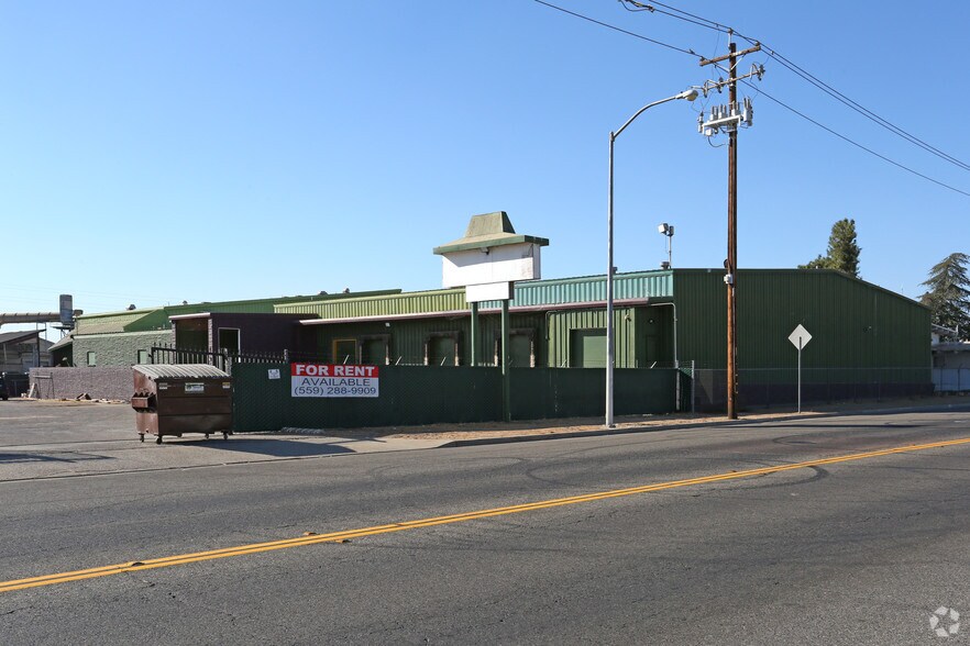 2356 S Fruit Ave, Fresno, CA à louer - Photo principale - Image 1 de 11