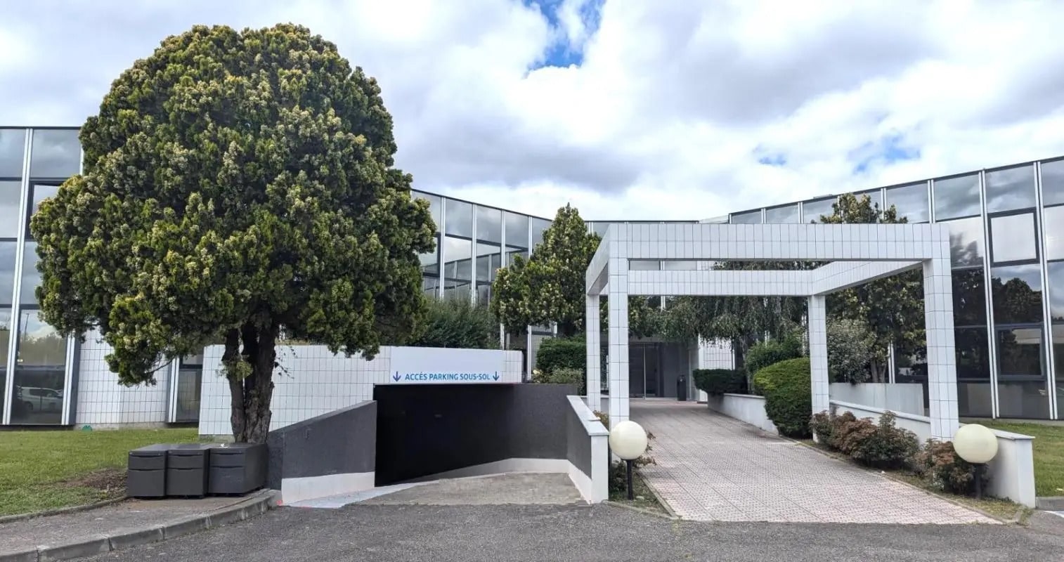 Office in Toulouse for lease Building Photo- Image 1 of 15