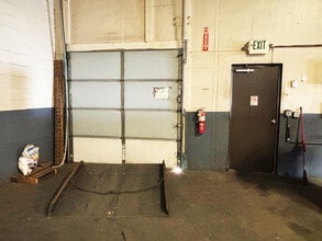 5121-5125 Executive Blvd, Fort Wayne, IN for lease Building Photo- Image 2 of 2