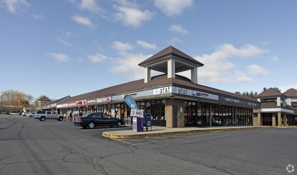 1143-1171 Jericho Tpke, Commack, NY for lease - Primary Photo - Image 1 of 1