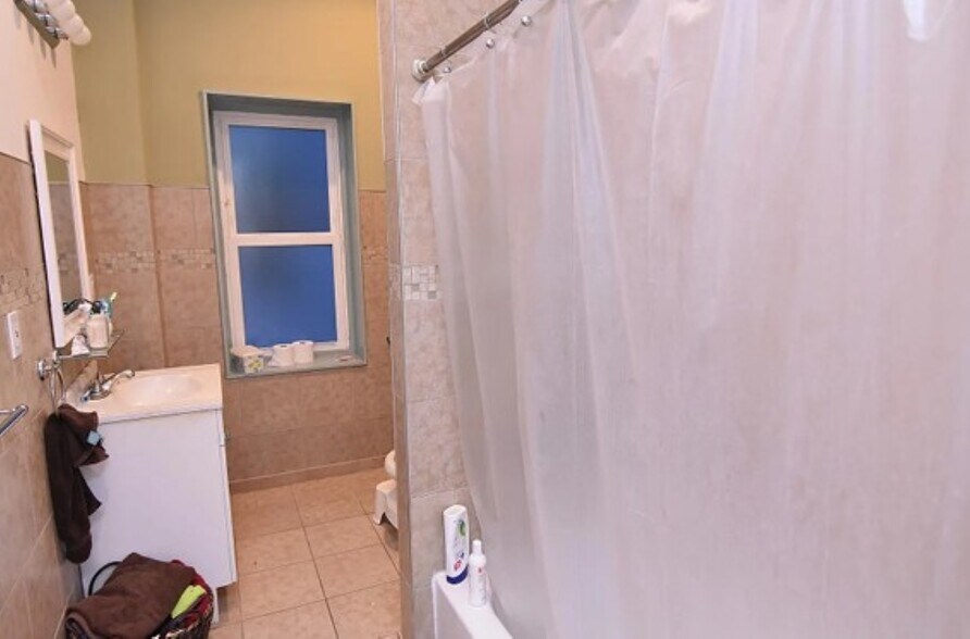 118 S 46th St, Philadelphia, PA à vendre - Photo du bâtiment - Image 3 de 7