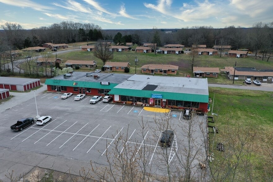 20310 Main St E, Huntingdon, TN à vendre - Aérien - Image 2 de 66