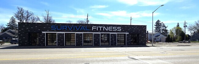 Plus de détails pour 228 Washington Ave, Bay City, MI - Commerce de détail à vendre