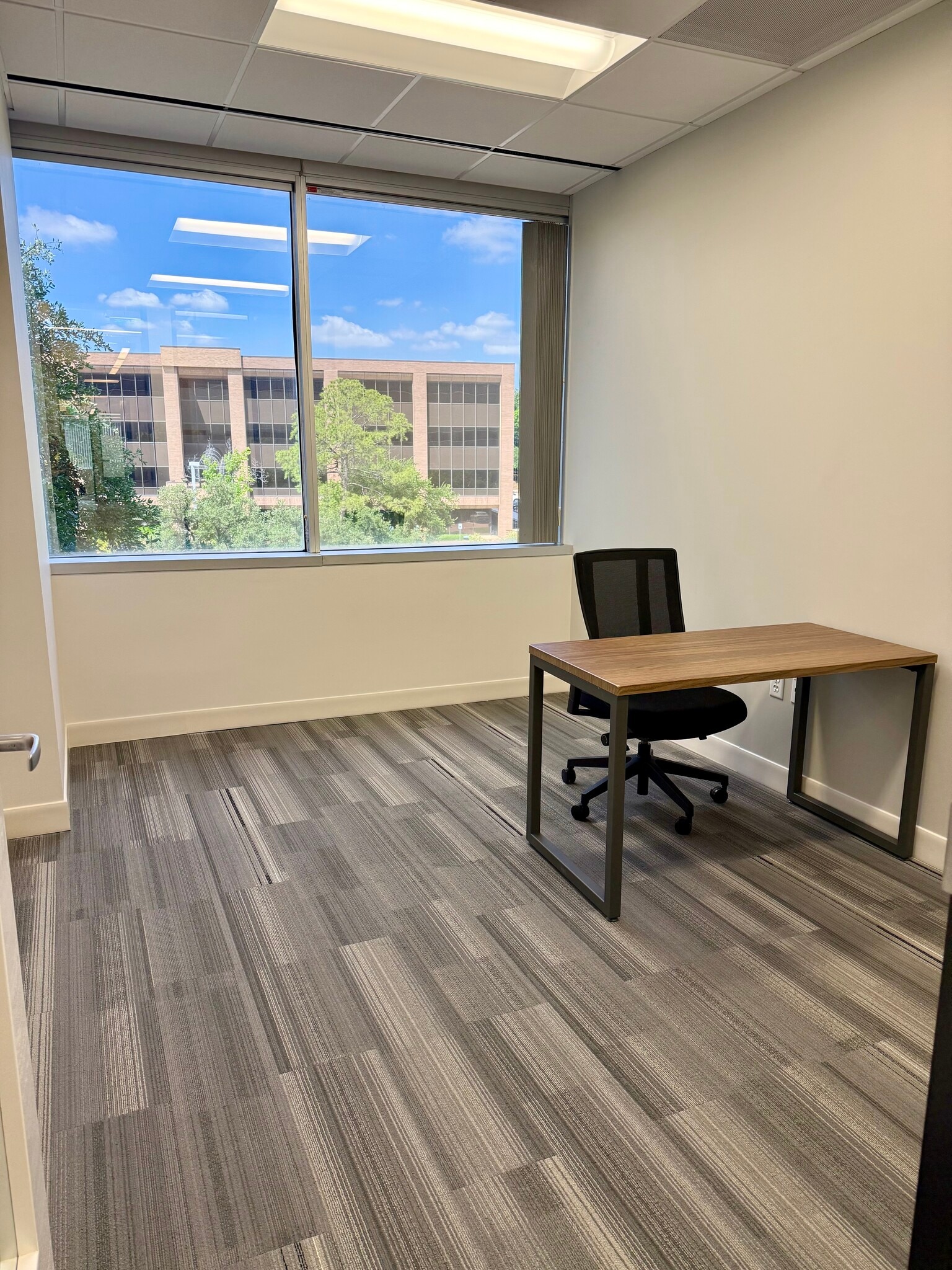 122 W John Carpenter Fwy, Irving, TX for lease Interior Photo- Image 1 of 1