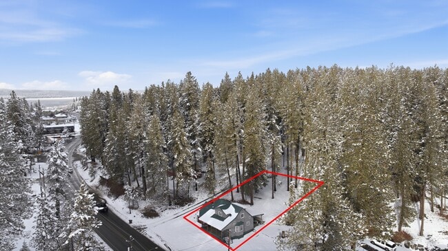 Plus de détails pour 305 N 3rd St, McCall, ID - Commerce de détail à vendre