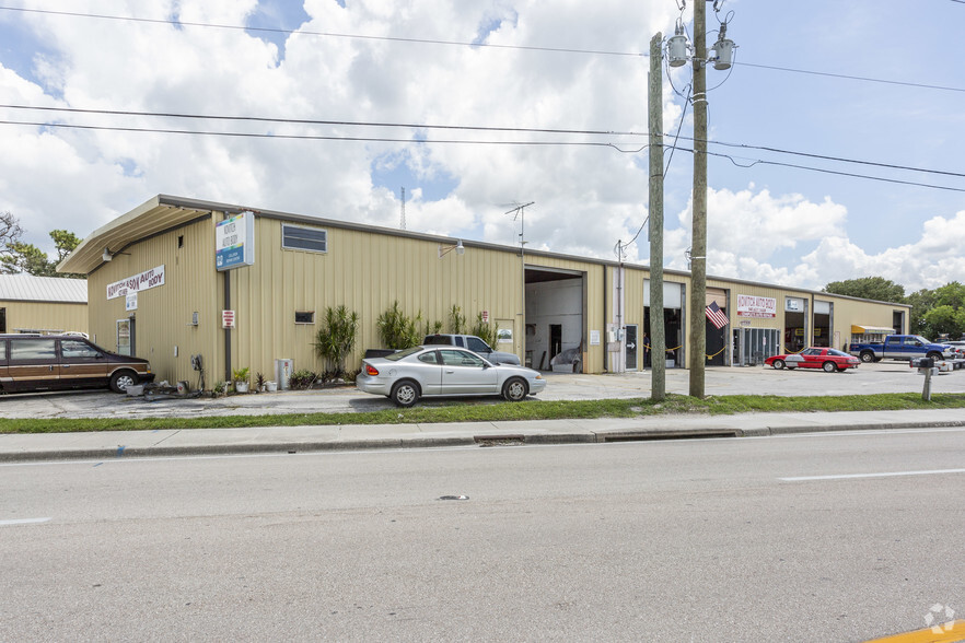 4186 Kings Hwy, Port Charlotte, FL for lease - Building Photo - Image 3 of 9