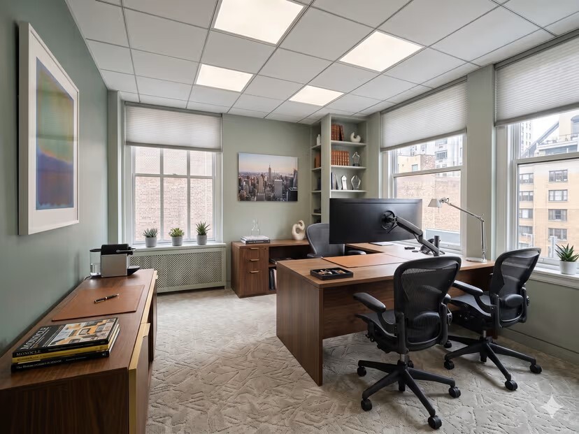 124-128 W 58th St, New York, NY for lease Interior Photo- Image 1 of 1