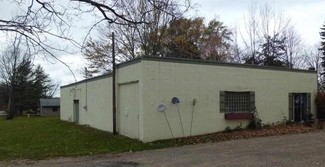 Plus de détails pour 6613 Frankfort Hwy, Benzonia, MI - Industriel à vendre