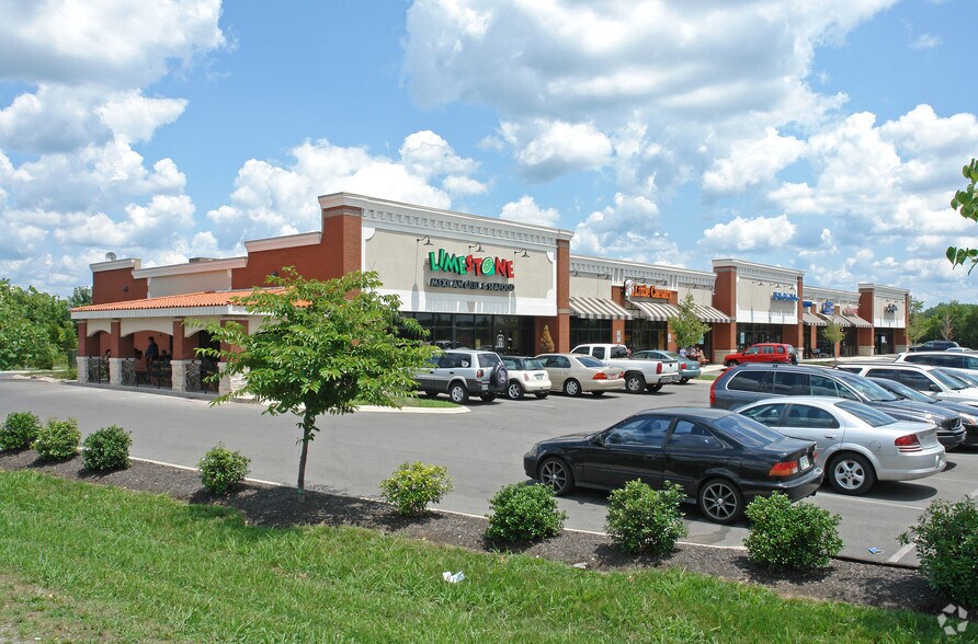 2962 S Rutherford Blvd, Murfreesboro, TN à louer - Photo du bâtiment - Image 3 de 13