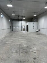 2721 S 20th Ave, Moorhead, MN for lease Interior Photo- Image 1 of 4