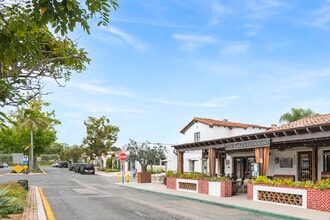 6106-6108 Paseo Delicias, Rancho Santa Fe, CA à louer Photo intérieure- Image 2 de 22