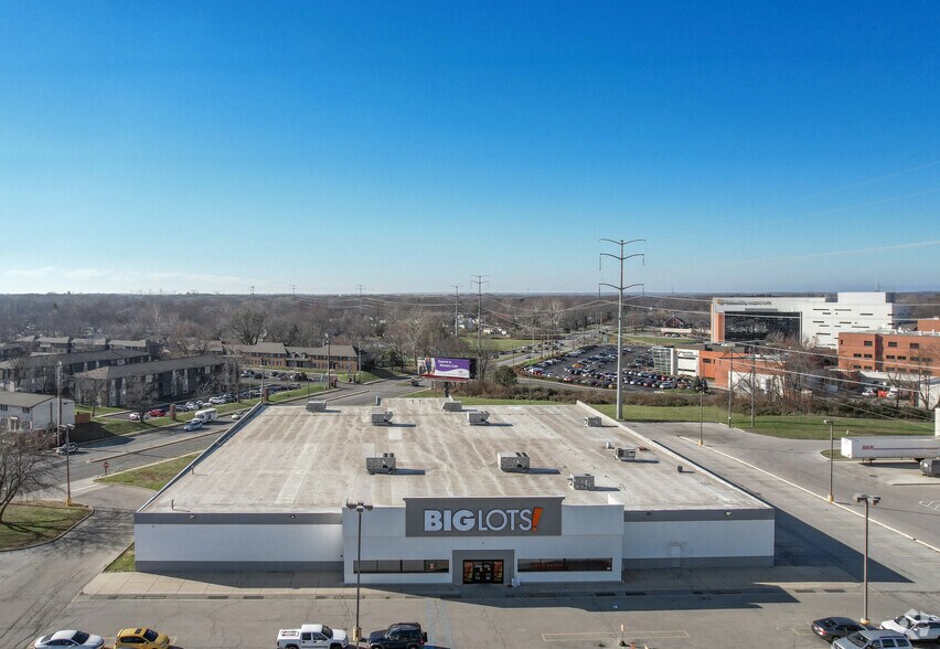 1650 E County Line Rd, Indianapolis, IN à louer - Photo du bâtiment - Image 2 de 3