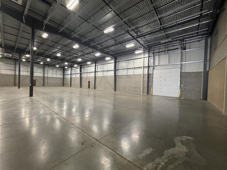4100-4202 Technology Dr, South Bend, IN à louer - Photo intérieure - Image 3 de 8