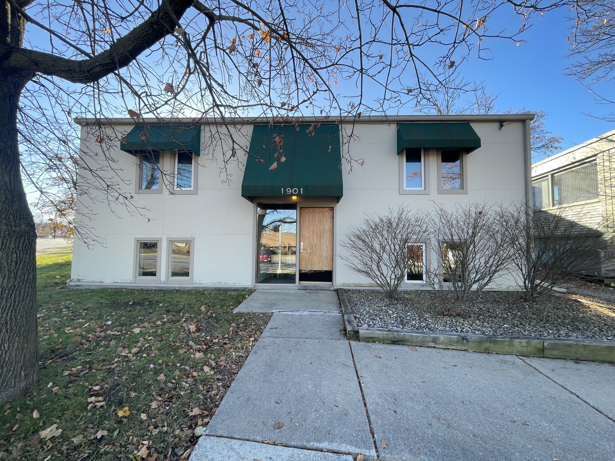 1901 Pauline Blvd, Ann Arbor, MI for lease Building Photo- Image 1 of 4