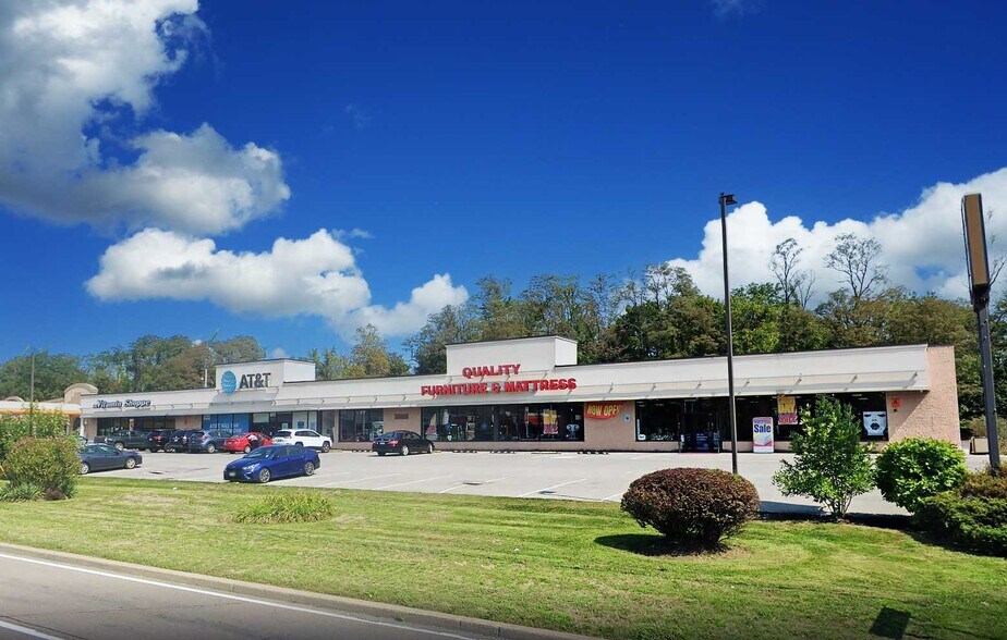 1930 South Rd, Poughkeepsie, NY à louer - Photo du bâtiment - Image 2 de 5