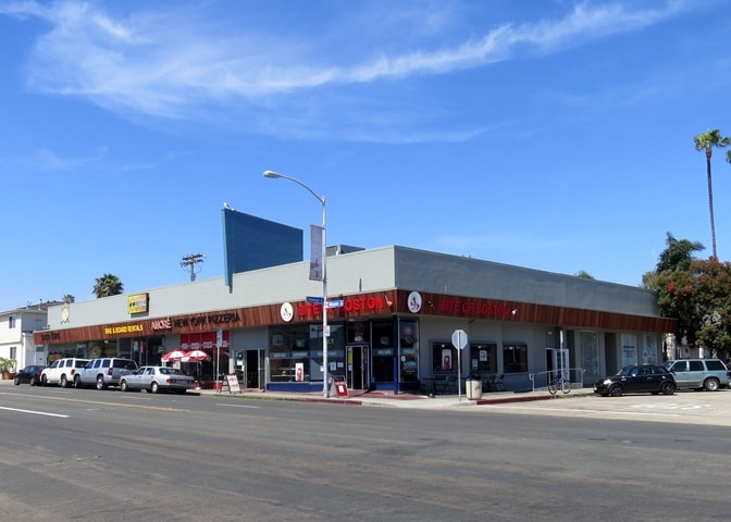 4651-4655 Mission Blvd, San Diego, CA for lease - Primary Photo - Image 1 of 6