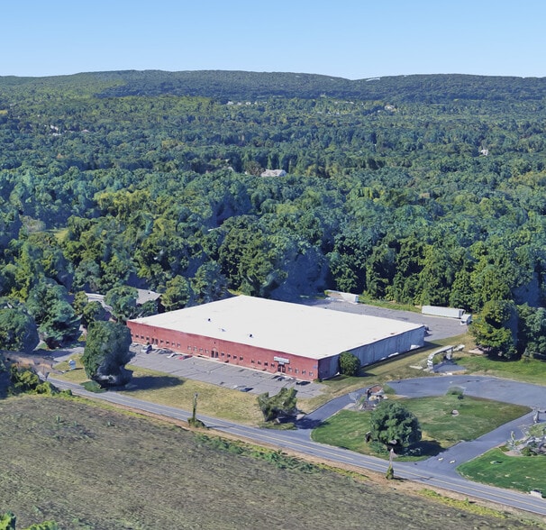 101 W Dudley Town Rd, Bloomfield, CT for lease - Building Photo - Image 2 of 10