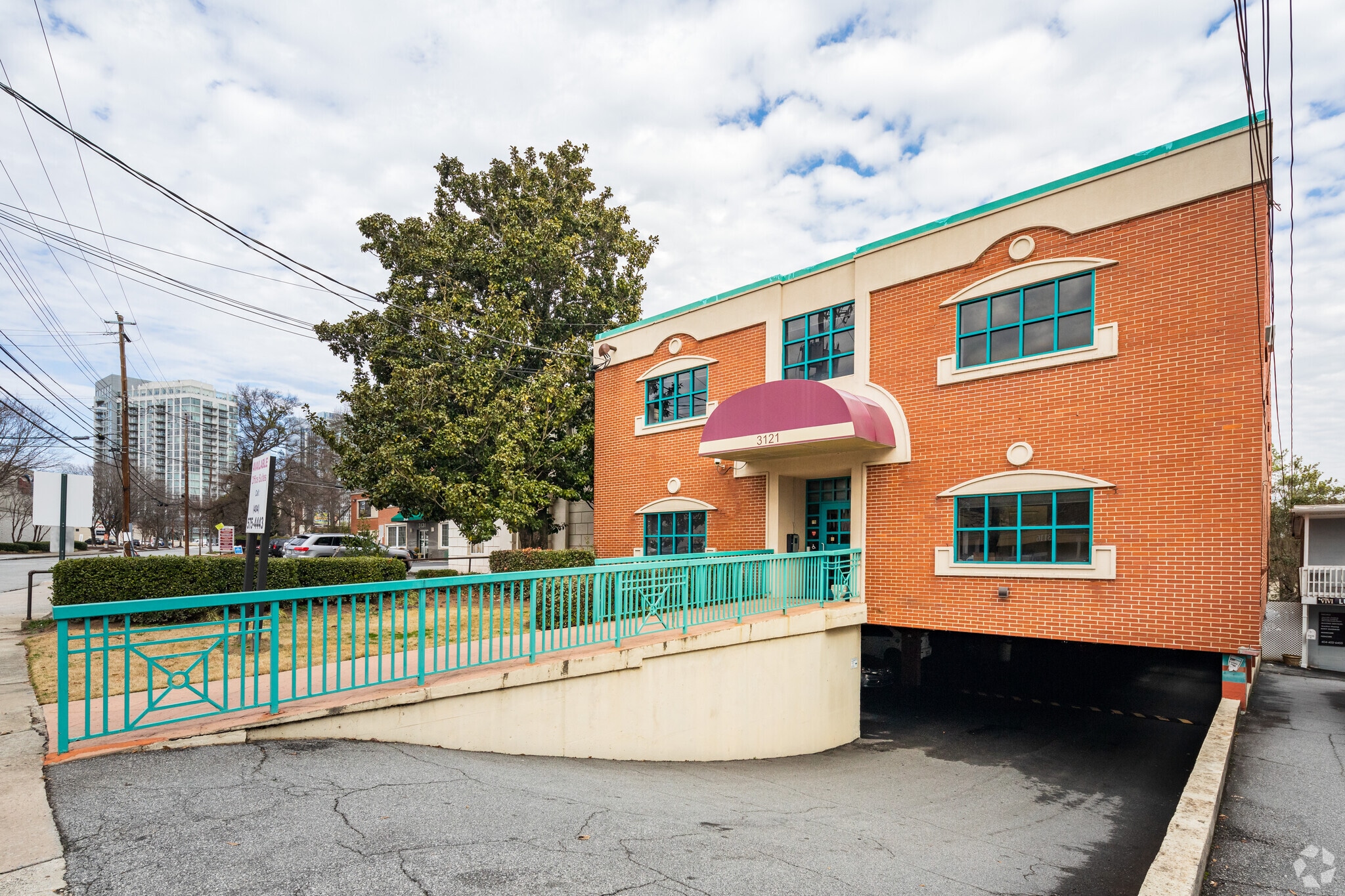 3121 Maple Dr NE, Atlanta, GA for sale Primary Photo- Image 1 of 6