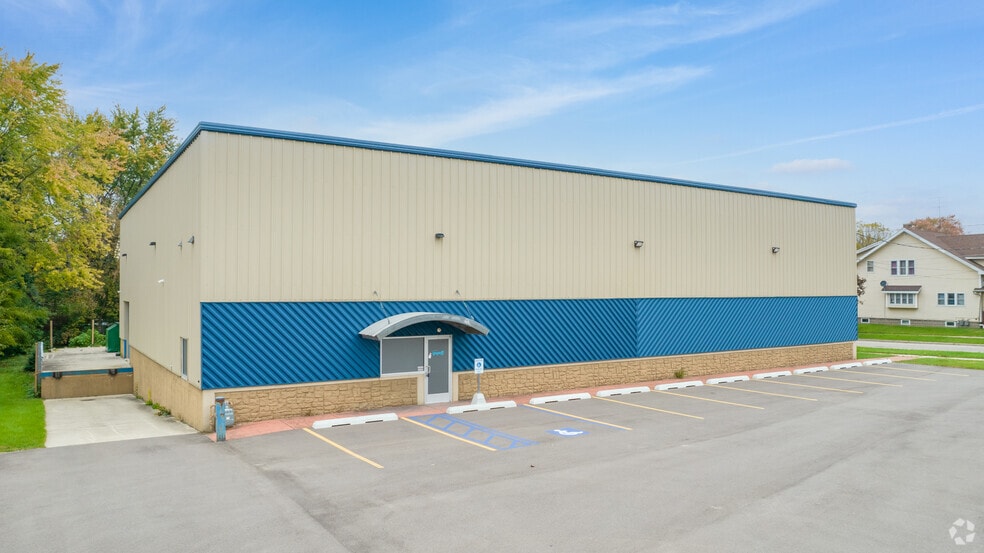 1101 SW Butterworth St, Grand Rapids, MI for lease - Primary Photo - Image 1 of 4