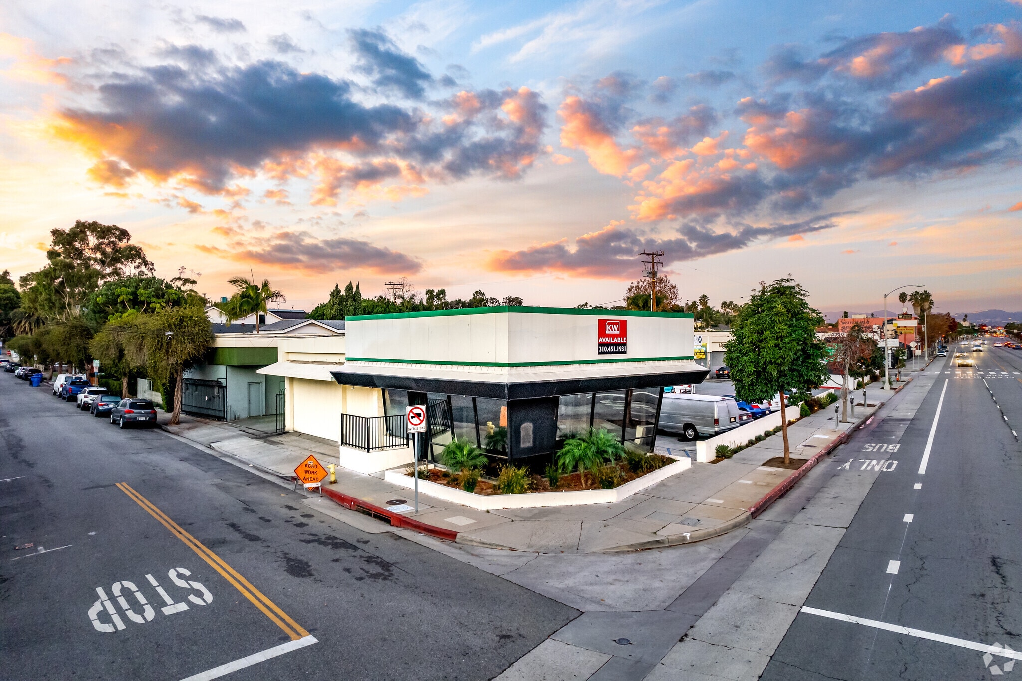 2700 Lincoln Blvd, Santa Monica, CA for lease Building Photo- Image 1 of 7